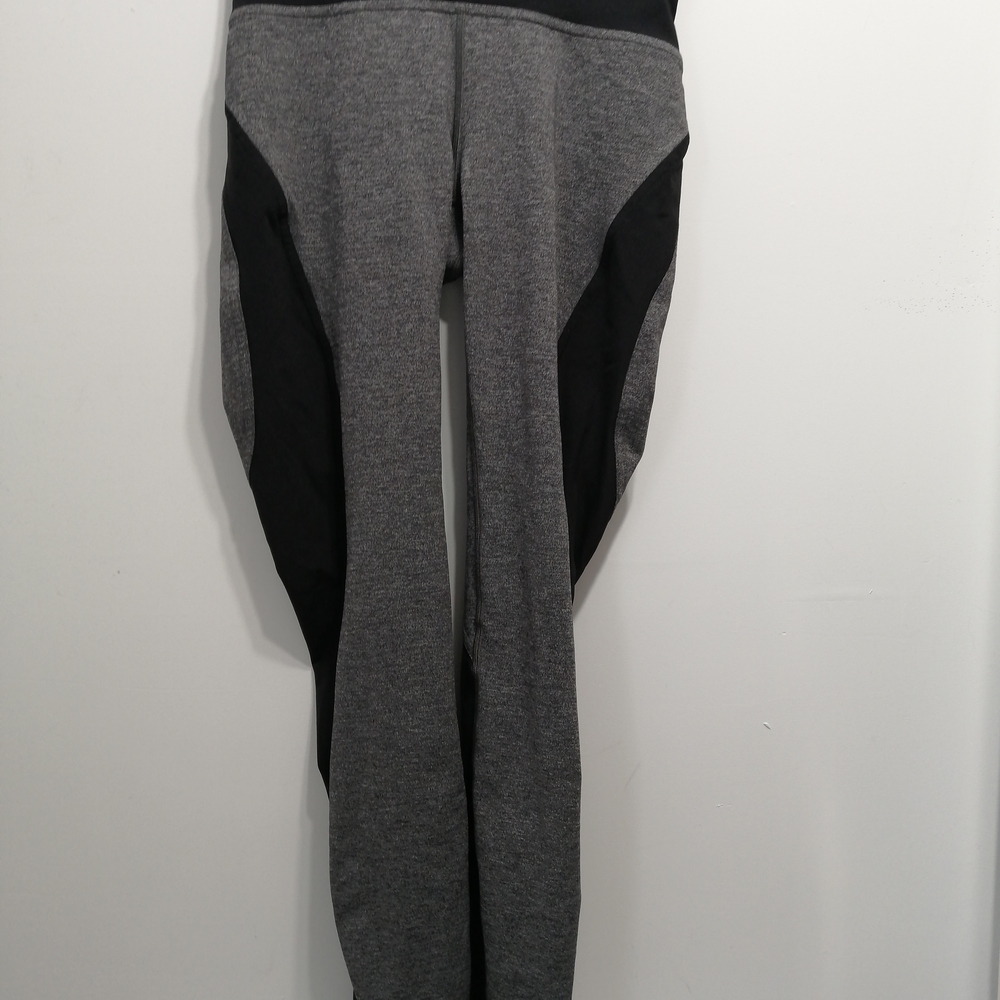 Lululemon Athletica Gray and Black Leggings Size 4